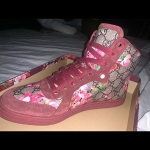 Gucci women shoes